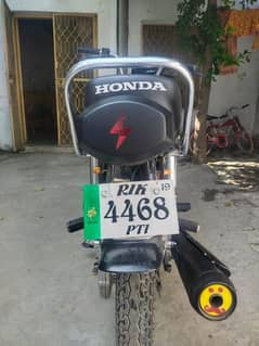 HONDA CG 125cc for sale urgently contact whatsapp 03209799627