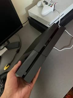 Playstation 4 PS4 1TB Sealed With Controller