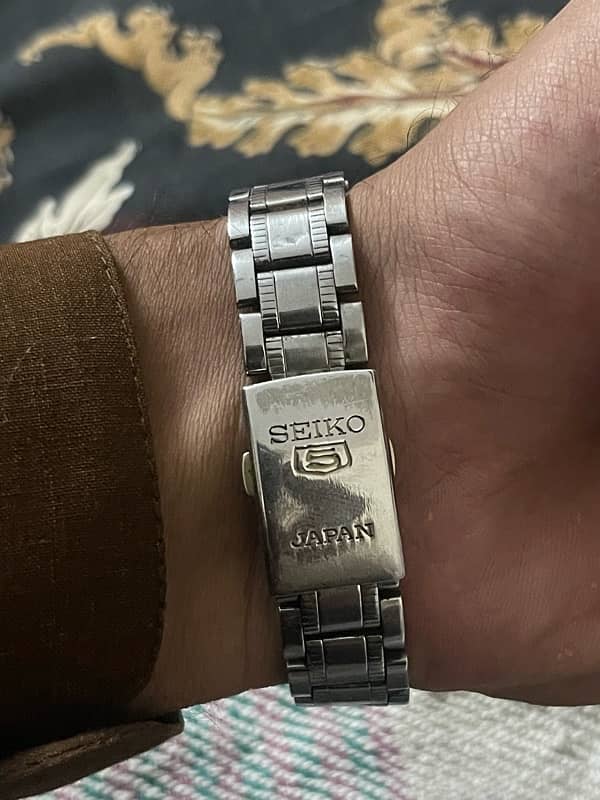 Seiko 5 9