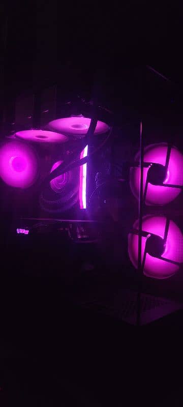 Custom Gaming PC 0