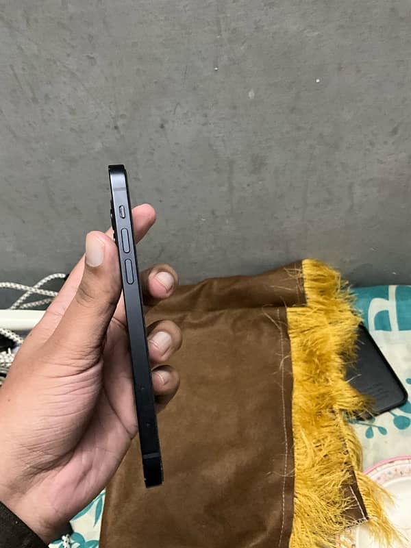 Iphone 12 64 gb jv 4