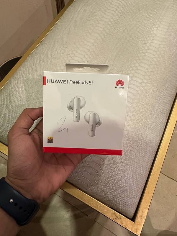 Huawei Freebuds 5i 0