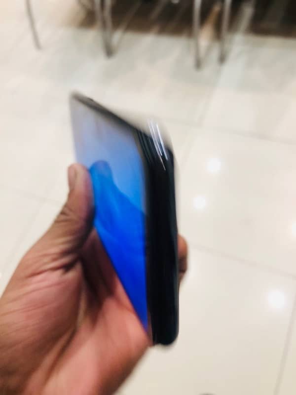 oppo F17pro 3