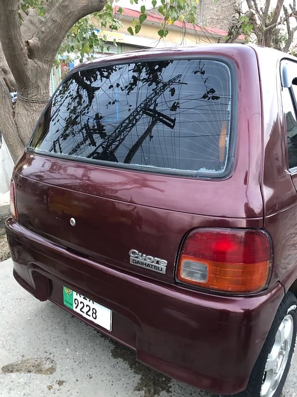 Daihatsu Cuore 2001 3