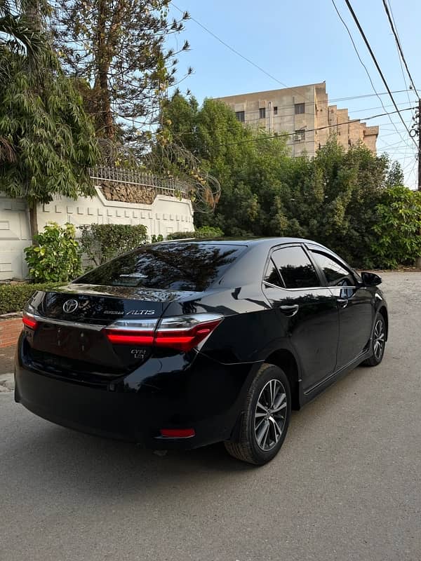 Toyota Corolla Altis Grande 2020 4