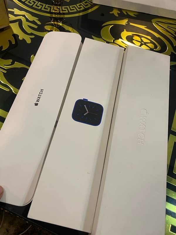 apple watch series 6  44mm GPS 3