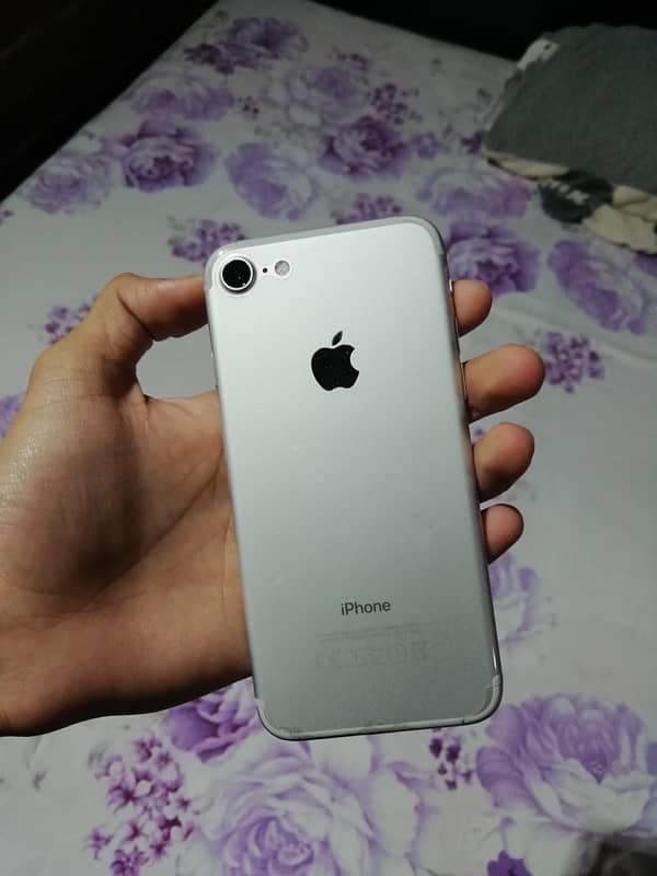 Iphone 7 128Gb Offical Pta Approved |No oppo vivo infinix tecno Huawei 4