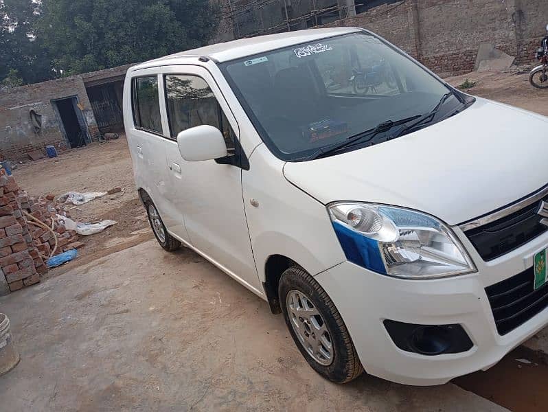 Suzuki Wagon R 2018 13