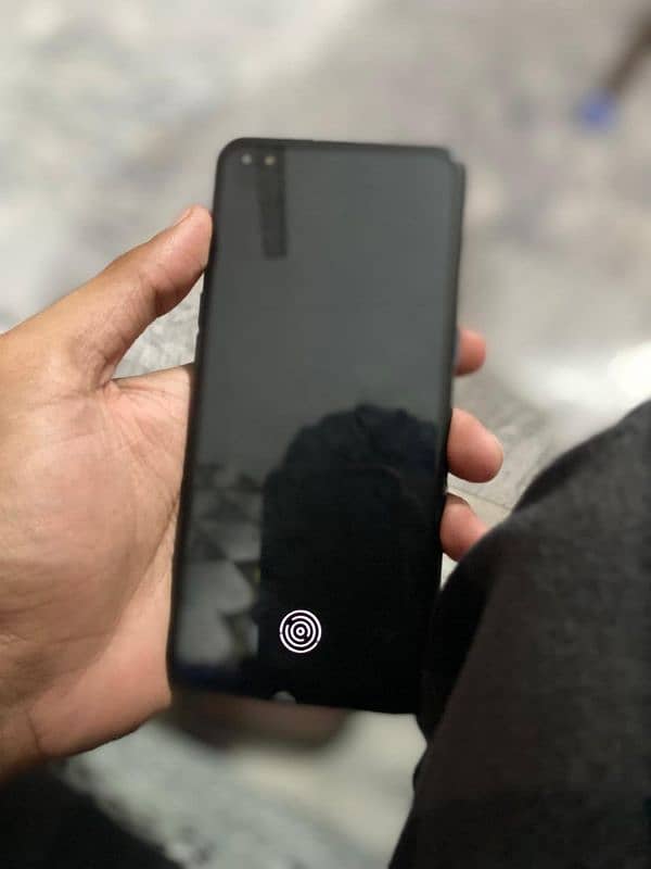 Oppo f17 pro 1