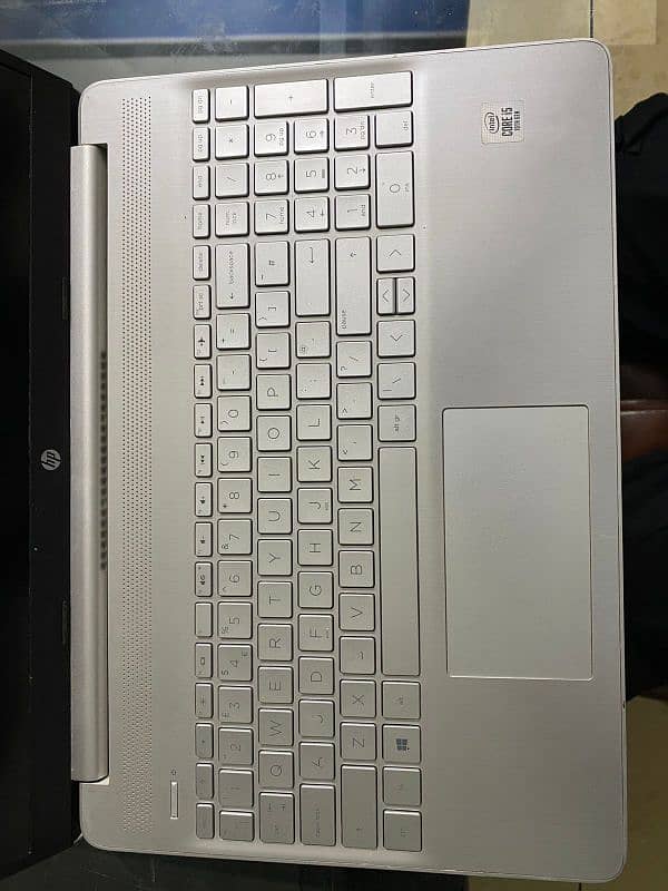 HP Laptop 15s (i5 10th gen) 1