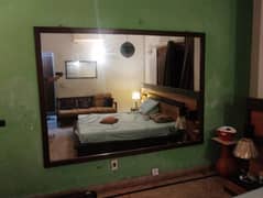 bed room mirror