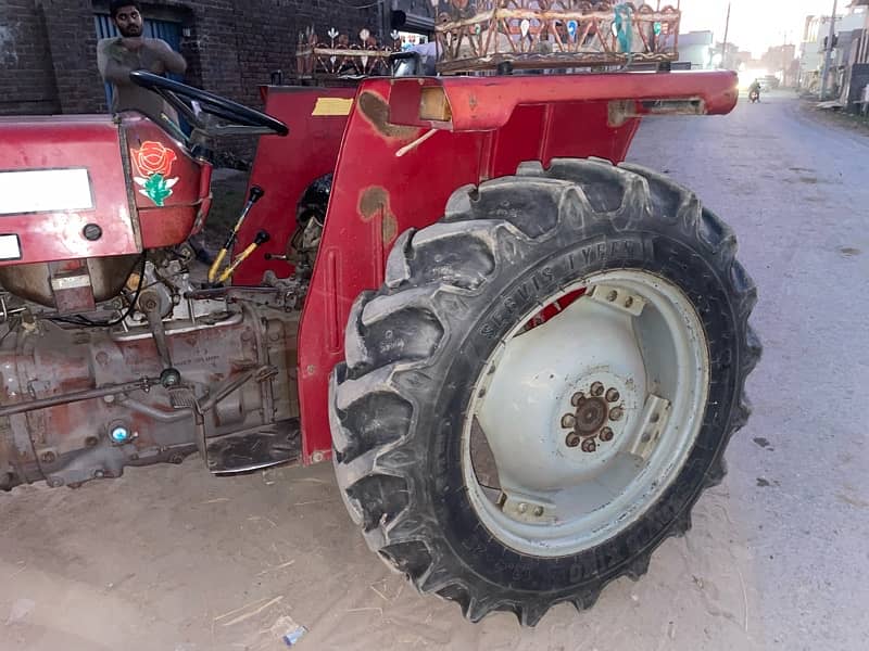 Massey Farguson 240 3