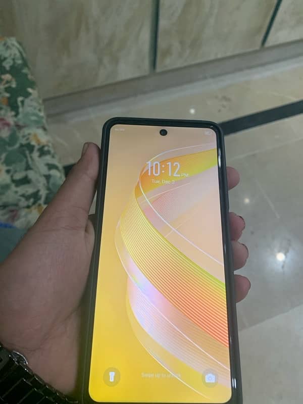 infinix smart 8 10/10 0