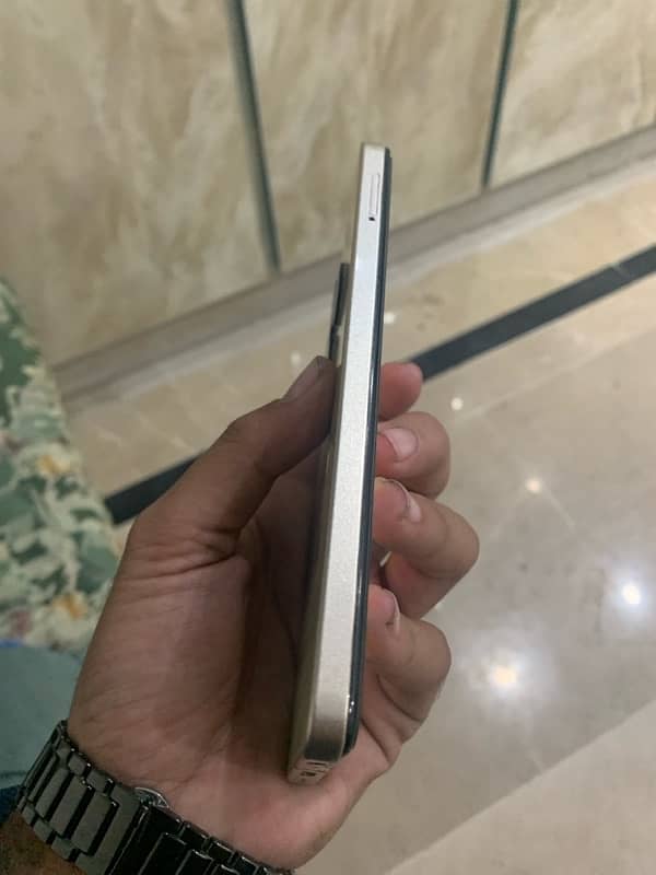 infinix smart 8 10/10 5