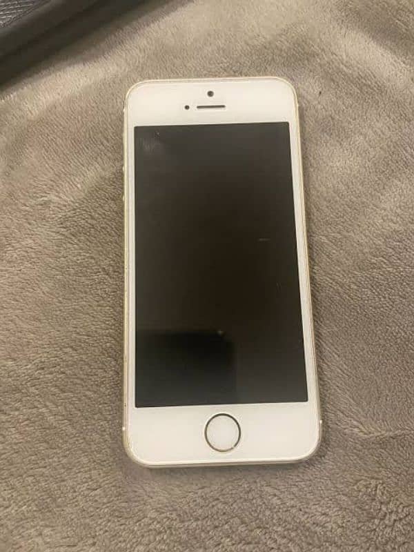 5s 64 gb. finger working. only battery vhsnge 1