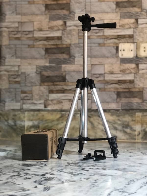 Tripod stand best quality 0