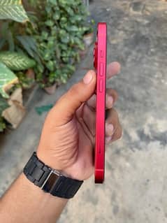 i phone 13 red Color