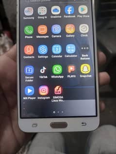 Samsung Galaxy j7.10 2gb ram 16gb rom