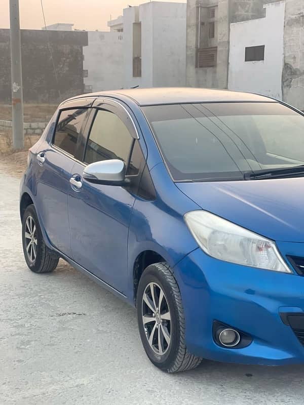 Toyota Vitz 2012 3