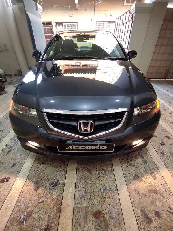 Honda Accord 2004 1