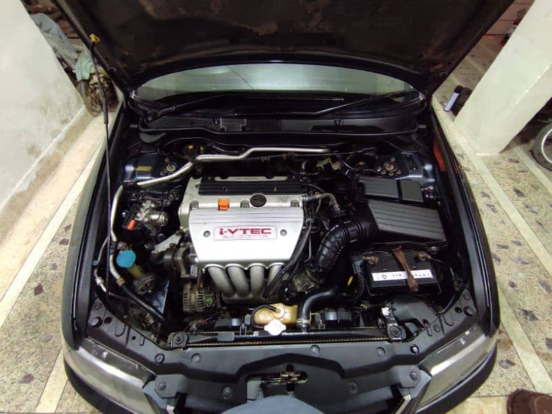 Honda Accord 2004 9