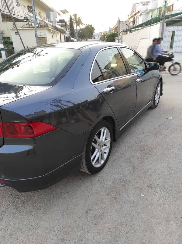 Honda Accord 2004 12