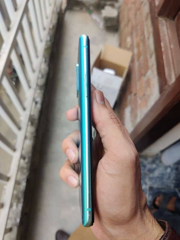 OnePlus 8t 12/256gb with box for sale 2