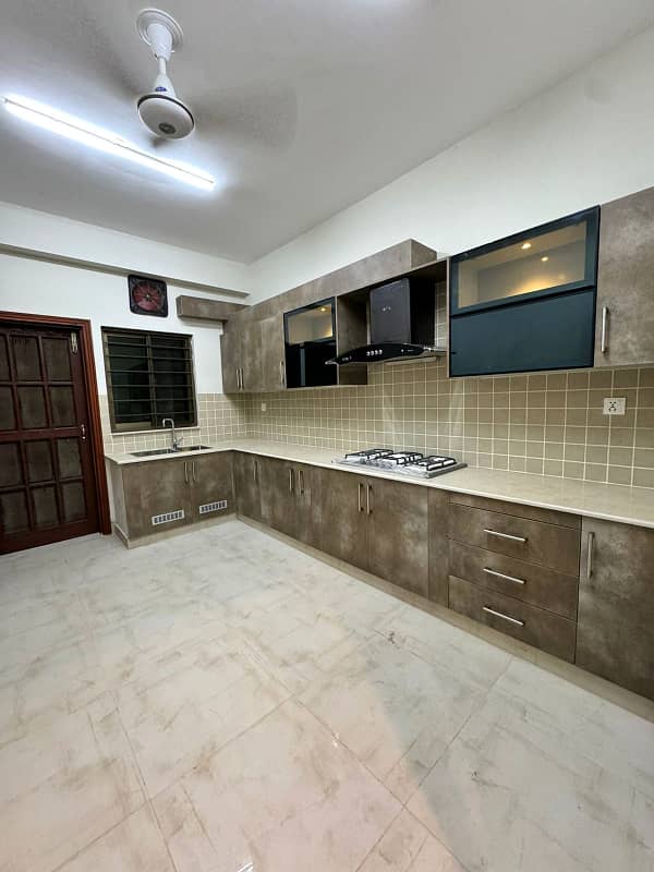 Brand New 12 Marla Flat On Ground Floor Is Available For Rent In Askari 11 Sector D At Super Hot Location 27