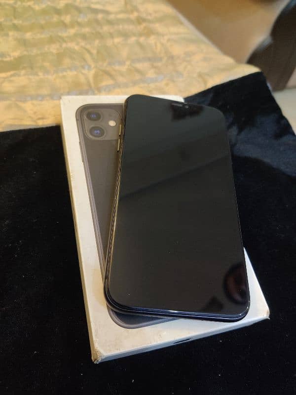 Iphone 11 Dual PTA approved 4