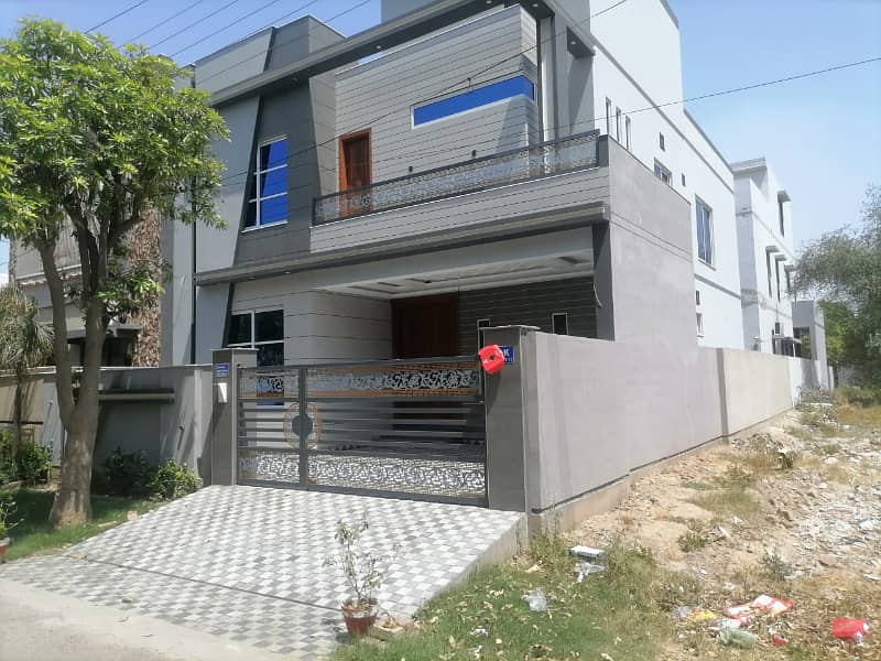 10 MARLA BRAND NEW HOUSE AVAIABLE FOR SALE 11