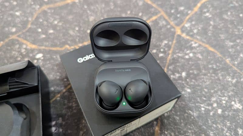 samsung buds 2 pro 1