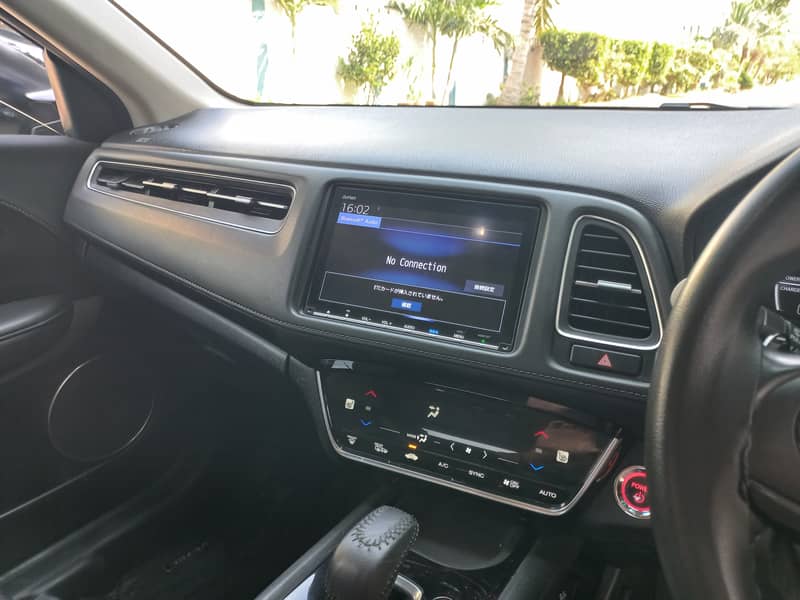 Honda Vezel 2018 z  sensing 13