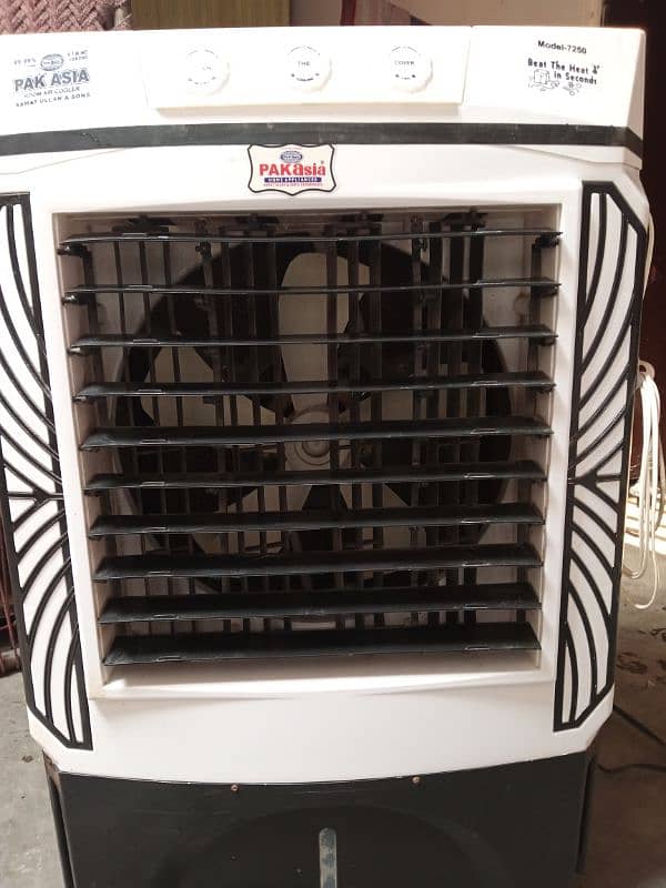 air conditioner for urgent sale 3