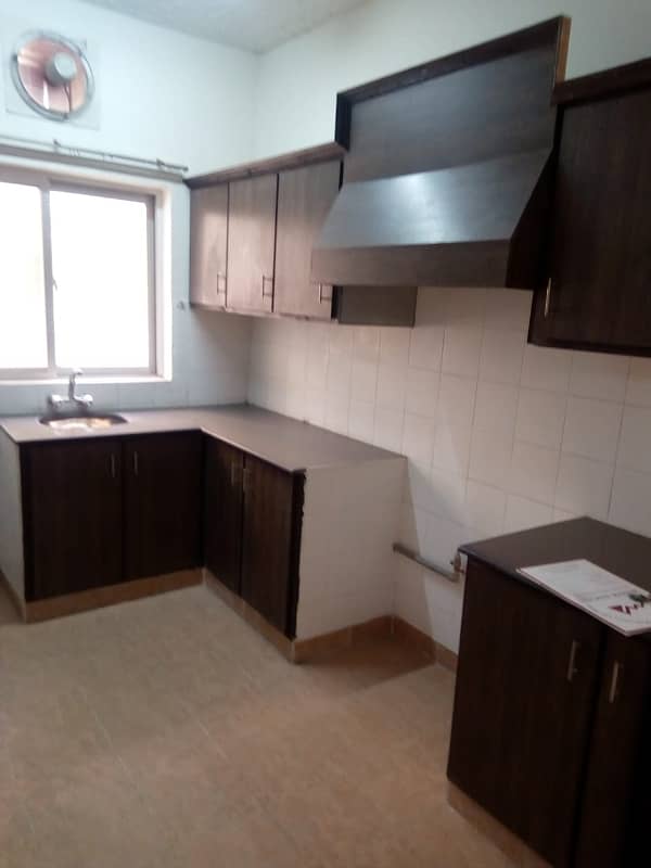 5 Marla Flat Is Available For Rent In Askari 11 Sector C At Super Hot Location 4