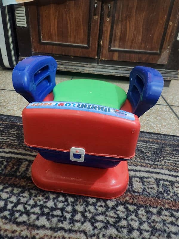 3 in 1 potty training commode in excellent condition used only once 2