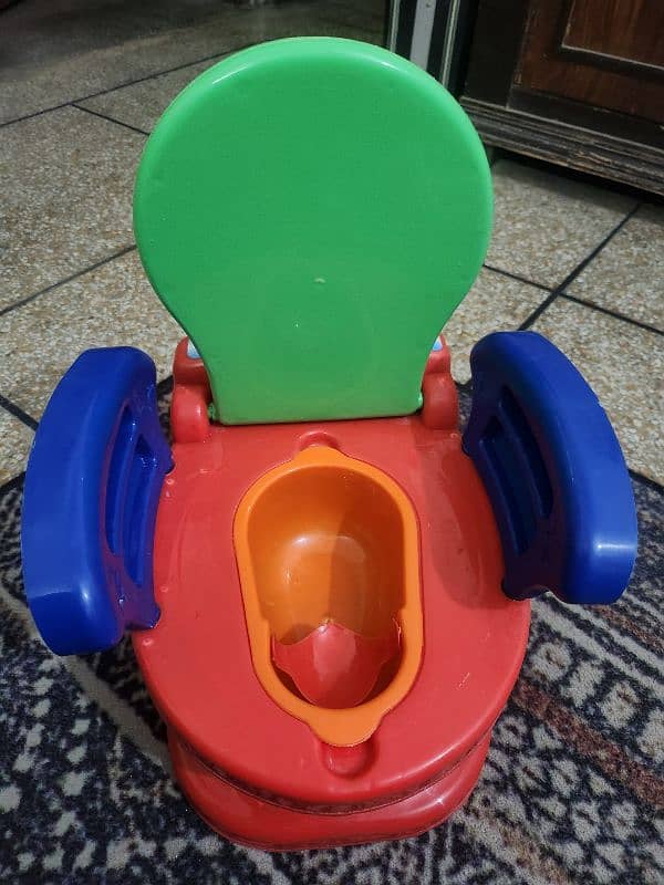 3 in 1 potty training commode in excellent condition used only once 3