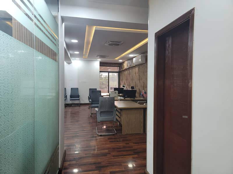 G/11 markaz new Plaza vip location 1st floor 858sq office available for rent real piks 6