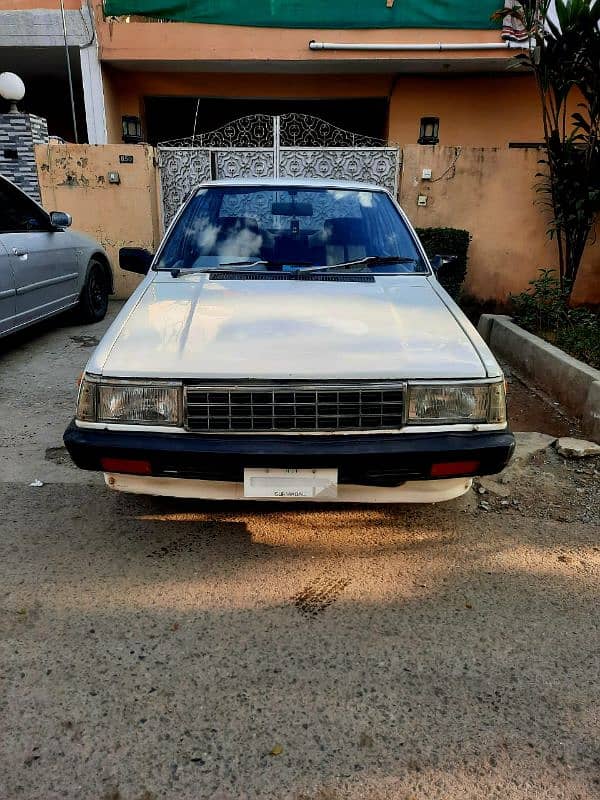 Nissan Sunny 1985 4