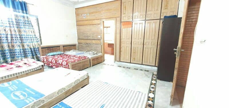 new luxury living boy and girls hostel. . . . i/8 5