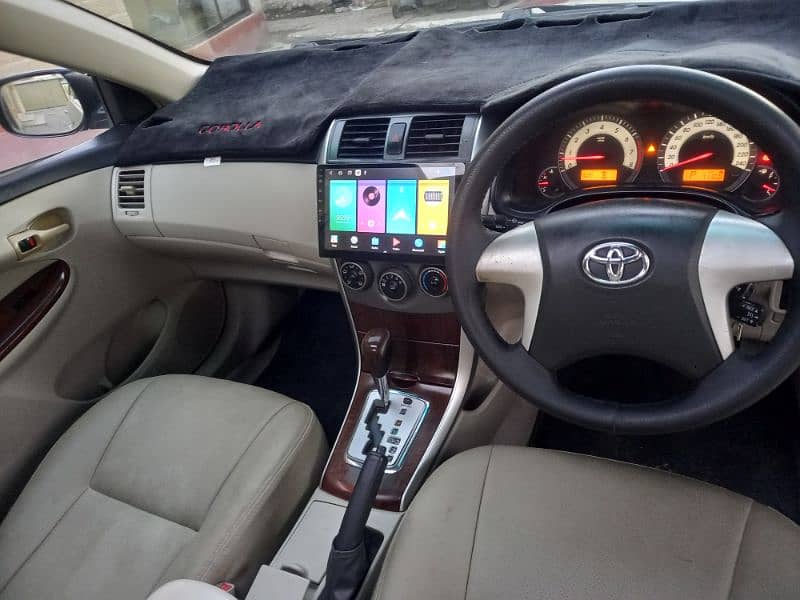 Toyota Corolla Altis 2011 6