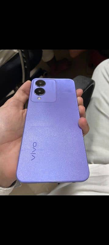 vivo y 17s 3