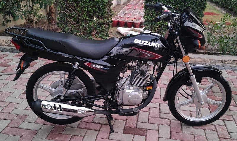 Suzuki GD110S black showroom condition 8