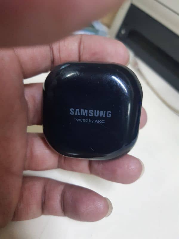 Samsung Galaxy Buds Live case only model SM-R180 1