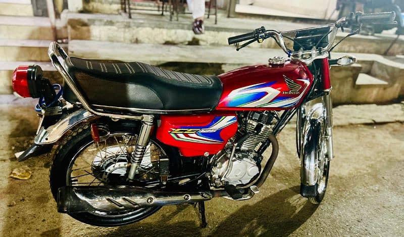 Red CG Honda 125 2022 Model Up For Sale 8