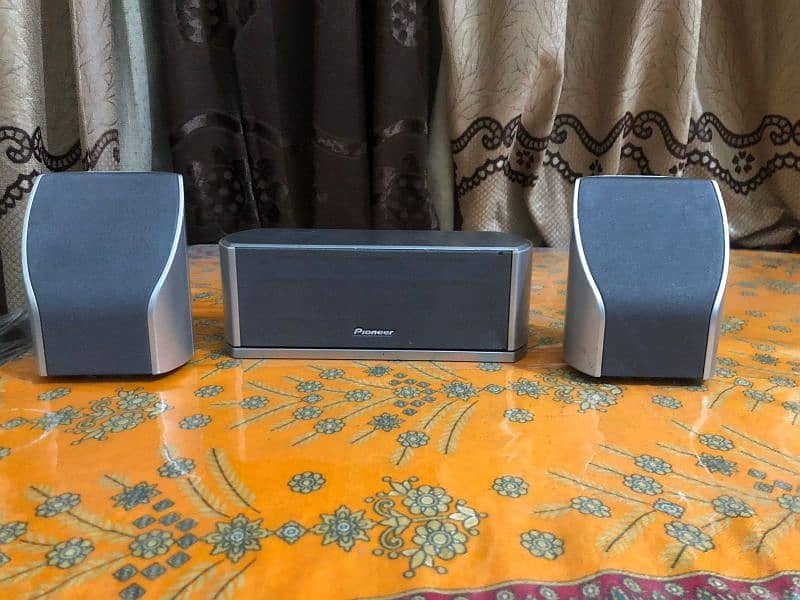 Logitech Home Theater Speakers 3