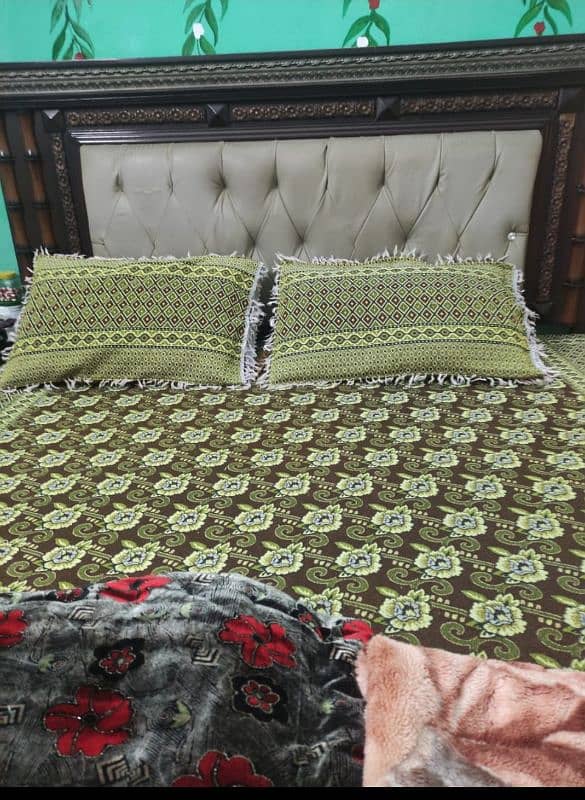 Double Bed with Matrass, Dressing & Side Tables 0