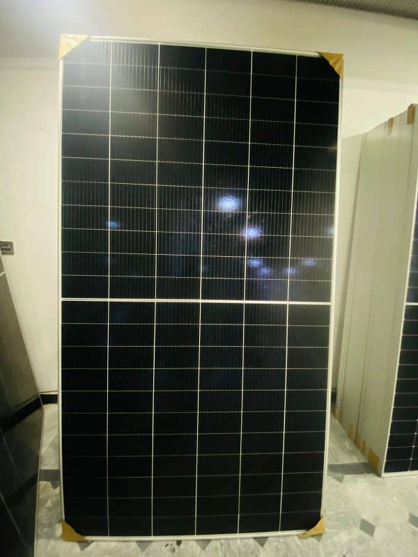 MAYSUN SOLAR A GRADE PANELS 18