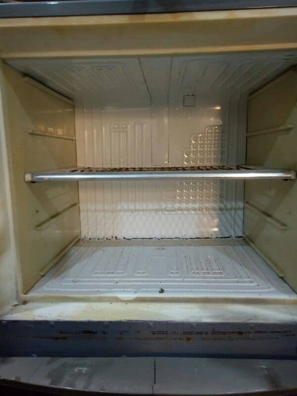 Dawlance refrigerator for sale 4