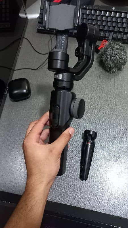 Gimble-Gimbal Zhiyun Smooth 4 1