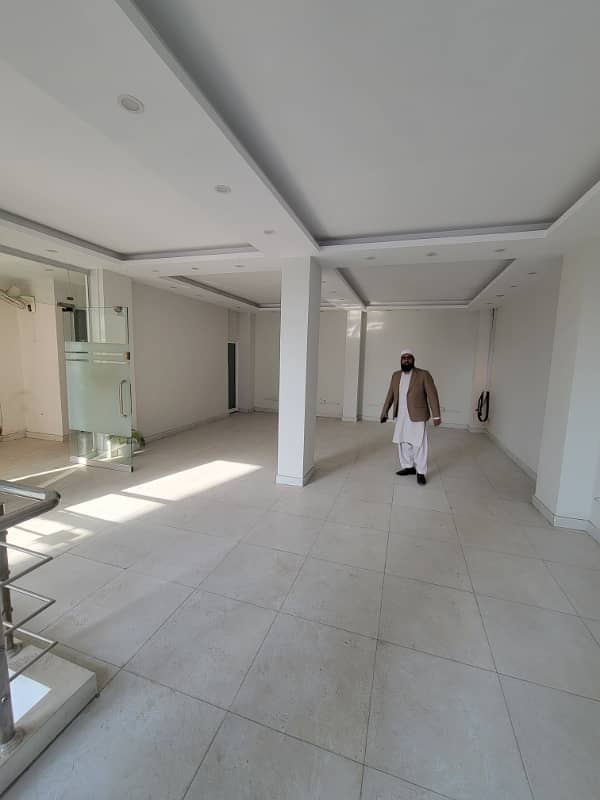 4 marla plaza for rent seventh floor with basment near GiGA mall 7